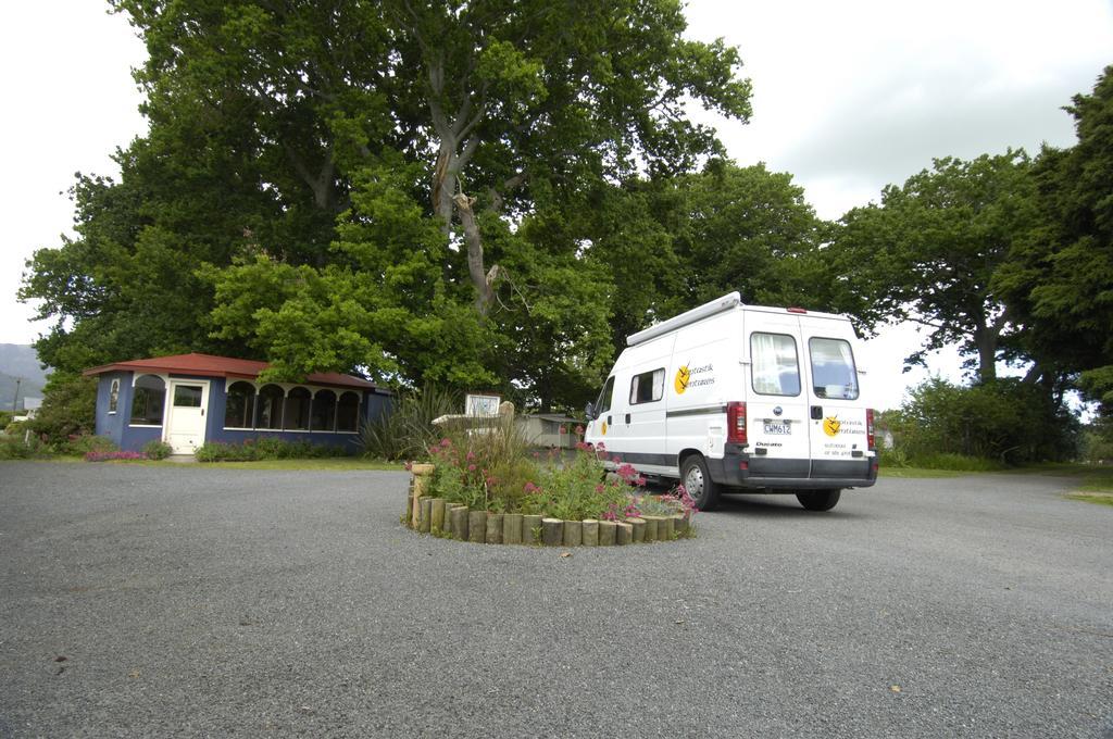 Te Aroha Holiday Park And Motels Экстерьер фото